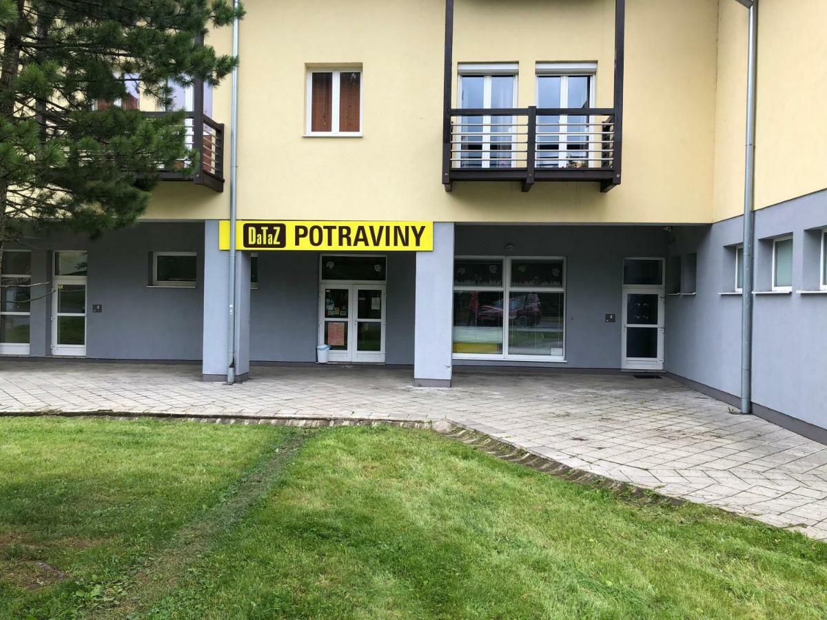 Apartman Pod Stitom Apartment Tatranska Lomnica Exterior photo