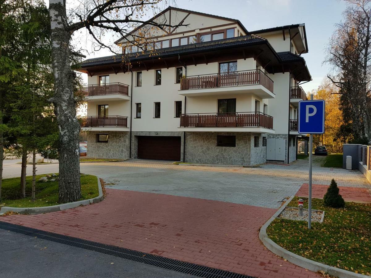 Apartman Pod Stitom Apartment Tatranska Lomnica Exterior photo